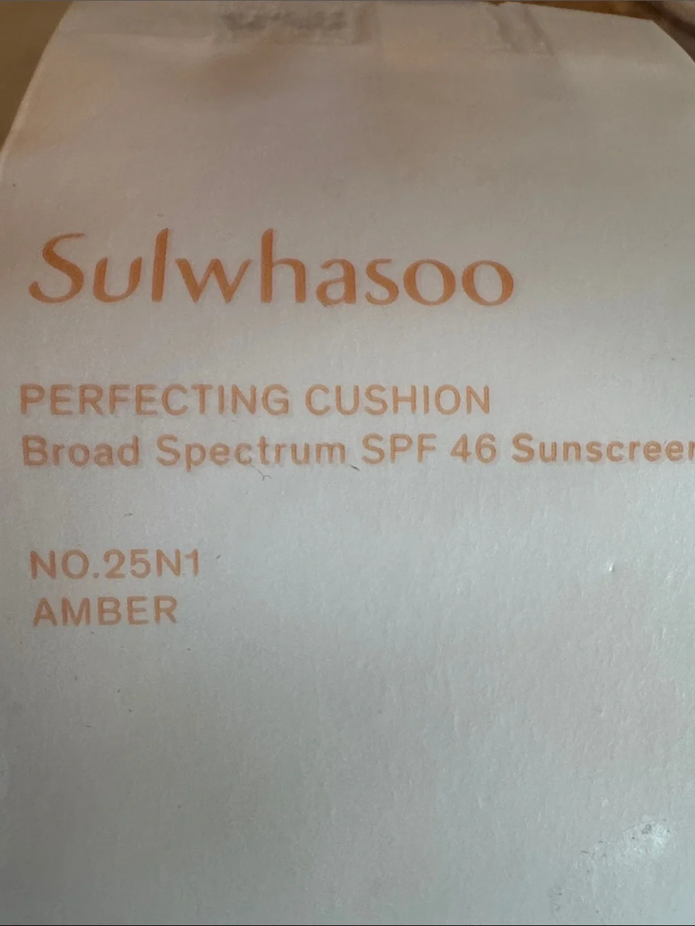 Sulwhasoo Radiant Cushion Foundation Compact with Amber refill